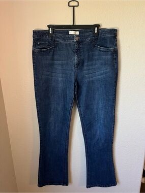 NWOT J.Jill Smooth Fit Barely Boot Cut Jeans 18 Dark Wash Stretch Casual